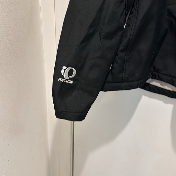 Pearl izumi great men’s jacket for all kinds of wet weather. Full zip & high zip - Picture 7 of 7